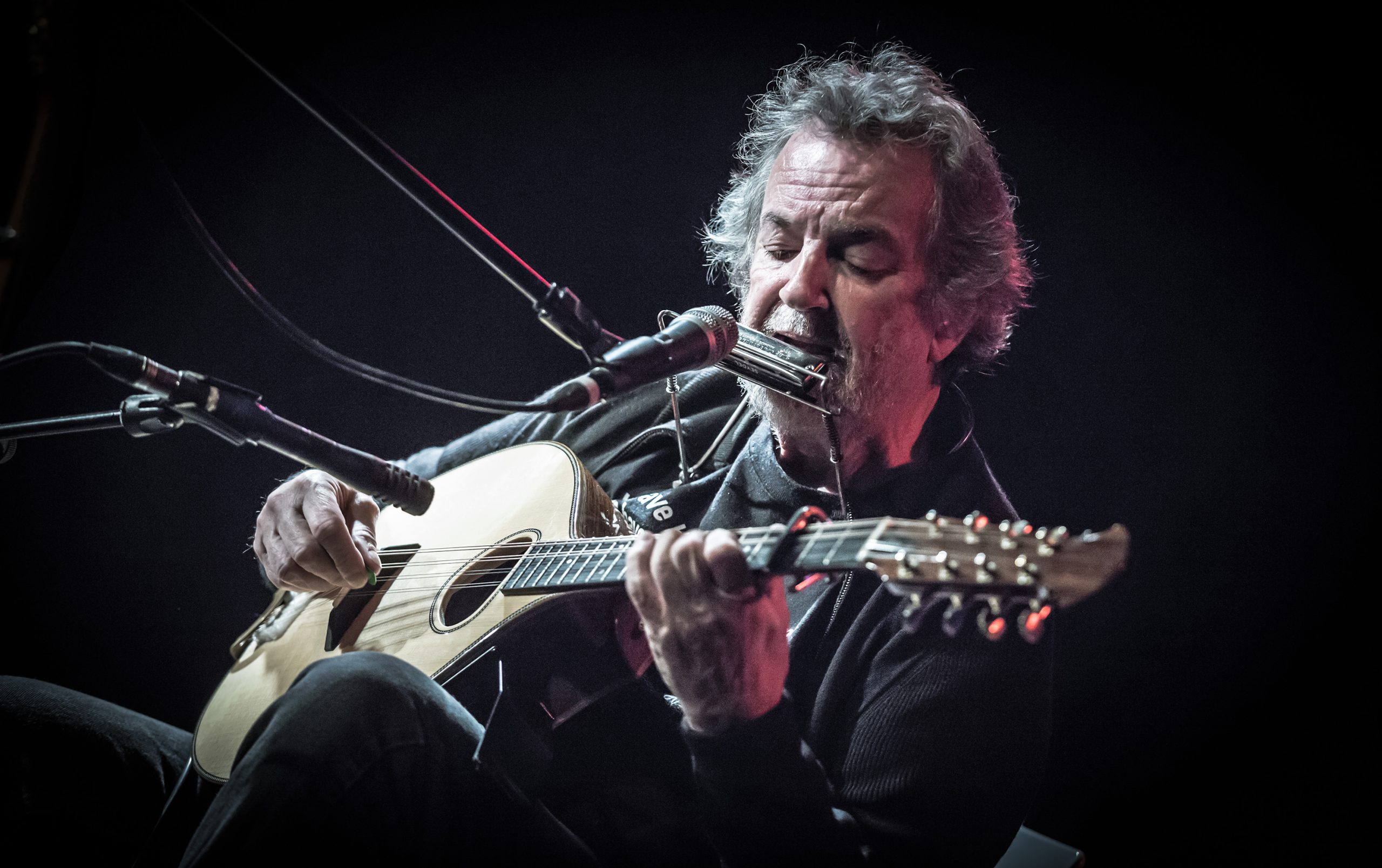 Andy_Irvine_Image 1 Singer-songwriter, multi-instrumentalist, raconteur, Andy Irvine
